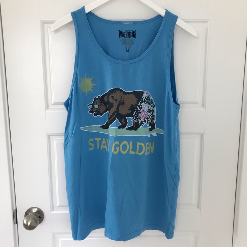 True Vintage // NWOT Men’s “Stay Golden” Grizzly Bear Graphic Tank Top